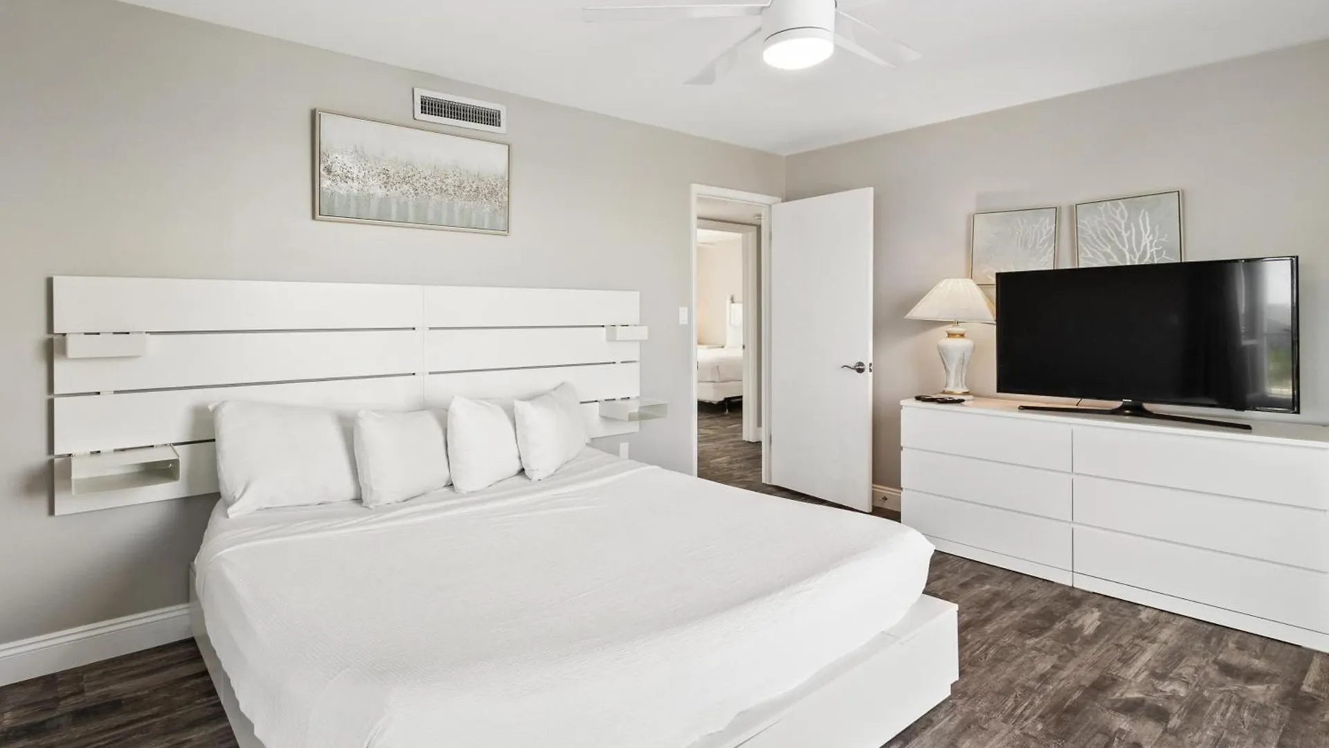 Holiday home 3031 Free Beach Setup 2024 Shoreline Towers Destin United States