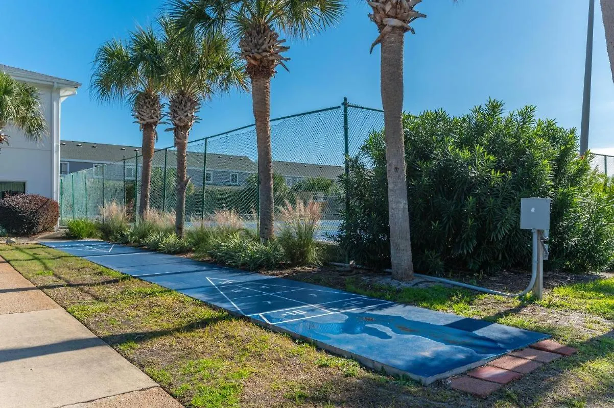 3031 Free Beach Setup 2024 Shoreline Towers Destin Holiday home